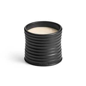 LOEWE 烤榛果香氛蠟燭 
Roasted Hazelnut Candle